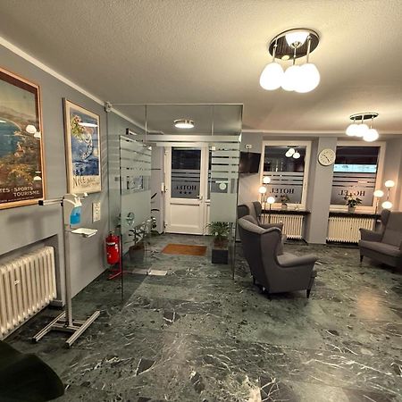Hotel Paris Dusseldorf Ngoại thất bức ảnh